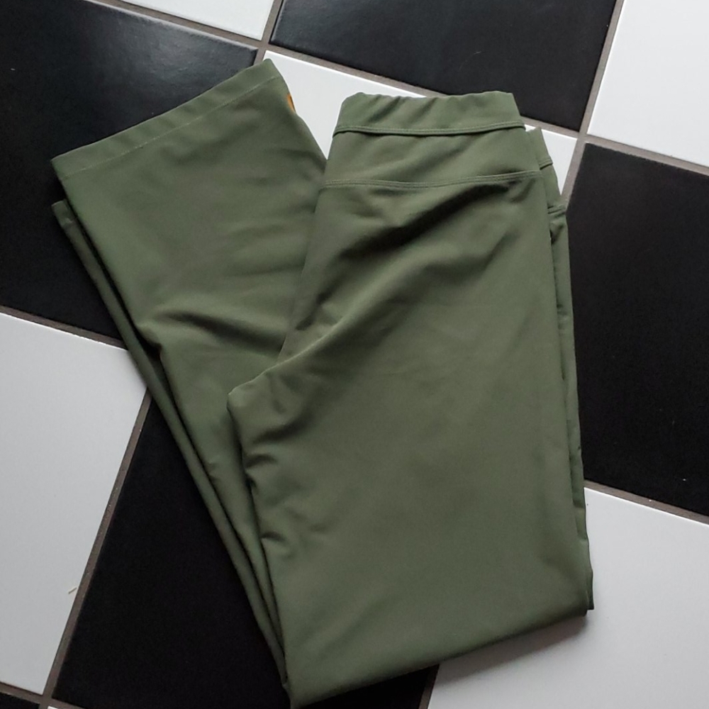 Lucy Green athletic pants